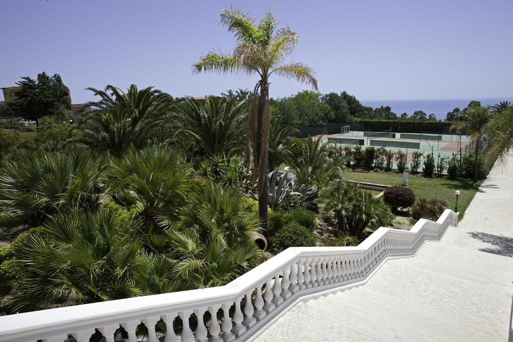 Ih Hotels Agrigento Kaos Resort Exterior foto