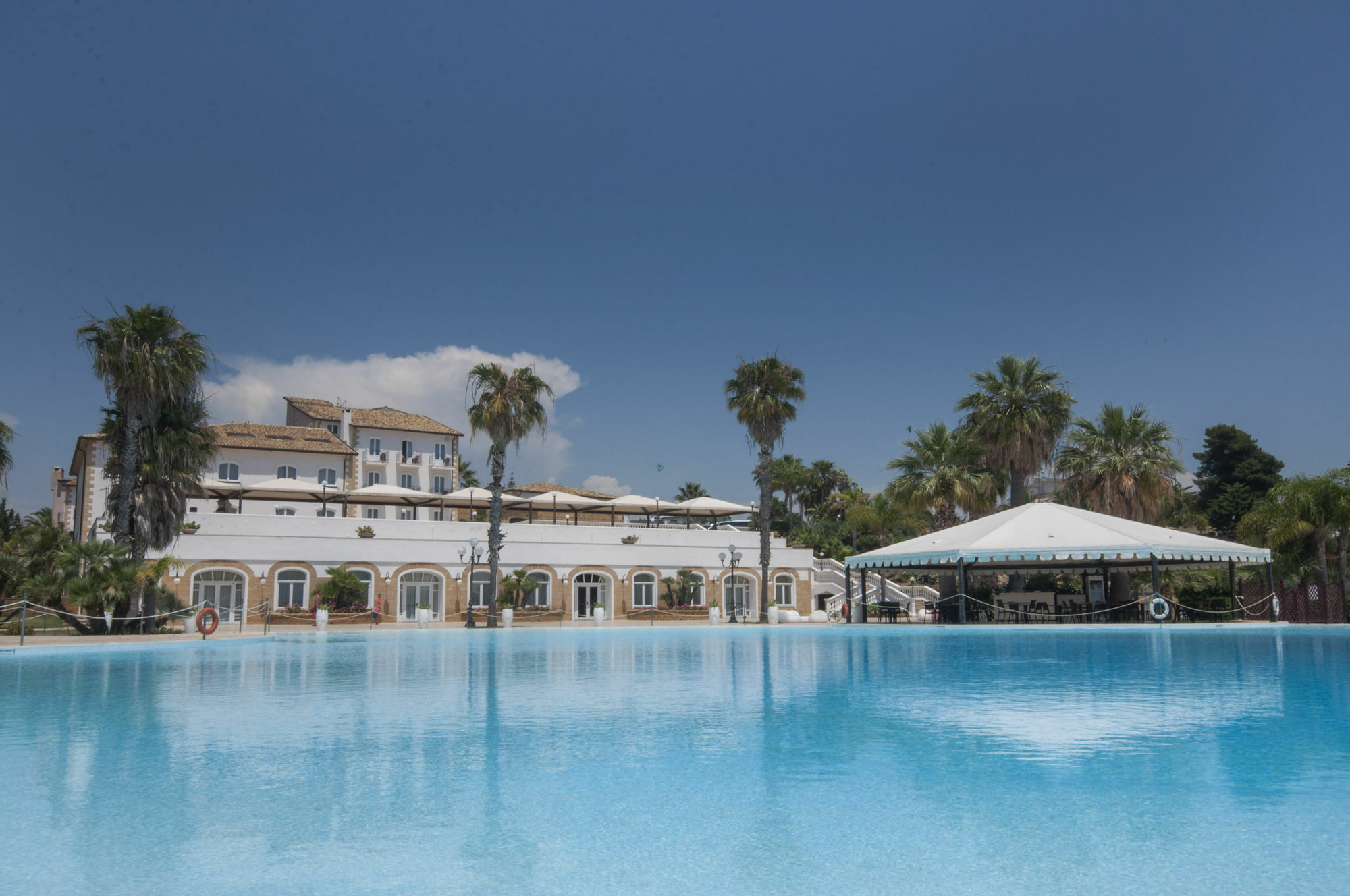 Ih Hotels Agrigento Kaos Resort Exterior foto